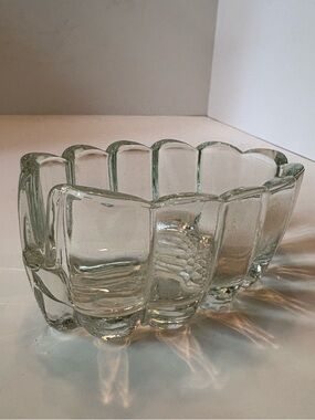 Princess House Clear Glass Scalloped Spoon Rest